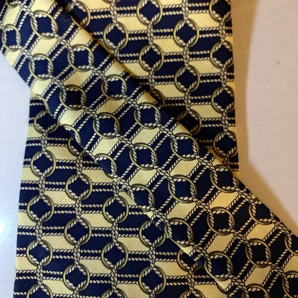 Stafford Navy and Yellow Geometric Silk Tie